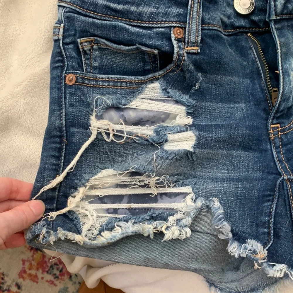 American Eagle Outfitters Ripped Blue Jean Shorts - Picture 4 of 6